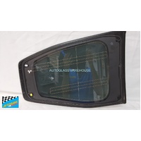 SUITABLE FOR TOYOTA LANDCRUISER 300 SERIES - 10/2021 to CURRENT - 5DR WAGON - LEFT SIDE REAR CARGO GLASS - PRIVACY TINT - CHROME MOULD - ANTENNA