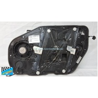 KIA CERATO YD - 4/2013 to 3/2018 - SEDAN/HATCH - PASSENGERS - LEFT SIDE FRONT WINDOW REGULATOR - (SECOND-HAND)