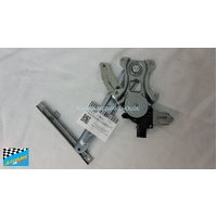 MITSUBISHI LANCER CJ/CF - 9/2007 TO 12/2015 - 5DR HATCH - RIGHT SIDE REAR WINDOW REGULATOR - (SECOND-HAND)