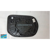 HONDA CIVIC FD - 2/2006 to 1/2012 - 8th Gen - PASSENGERS - LEFT SIDE MIRROR - OEM - CURVED - SNB-L 1400 - 165mm wide X 113mm - (SECOND-HAND)