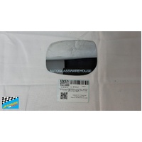 FITS A TOYOTA CAMRY ACV40R - 7/2006 to 12/2011 - 4DR SEDAN - LEFT SIDE MIRROR - OEM CURVED GLASS ONLY - 173mm X 117mm - (Suits backing-LH 1467821)