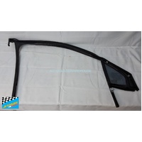 HOLDEN ASTRA BL - 10/2017 to CURRENT - 4/5DR SEDAN/HATCH/WAGON - PASSENGERS - LEFT SIDE FRONT QUARTER GLASS - ENCAPSULATED - (SECOND-HAND)