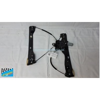 HOLDEN ASTRA BK - 9/2016 to CURRENT - SEDAN/HATCH/WAGON - LEFT SIDE FRONT WINDOW REAGULATOR - LH C32386-102 - (SECOND-HAND)