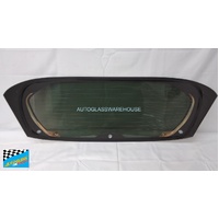 NISSAN JUKE F15 - 10/2013 to 12/2019 - 5DR SUV - REAR WINDSCREEN GLASS - HEATED,1 HOLE,TONG MARK - PRIVACY TINT - (SECOND-HAND)