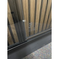 HYUNDAI STARIA LOAD US4 - 06/2021 TO 2025 - DRIVER - RIGHT SIDE FRONT SLIDING WINDOW GLASS - GREY