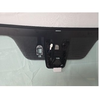 suitable for TOYOTA KLUGER GSU50R/GSU55R - 3/2014 TO 2/2021 - 5DR SUV - FRONT WINDSCREEN GLASS - RAIN SENSOR, BRACKET, ADAS 1CAM(CENTRE), TOP MOULD - 