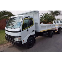 suitable for TOYOTA DYNA 200 - 2/2001 to CURRENT - TRUCK - LEFT SIDE FRONT DOOR GLASS (968 X 735) -  NEW