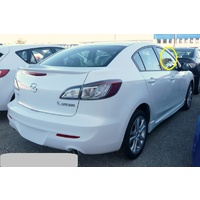 MAZDA 3 BL - 4/2009 to 11/2013 - SEDAN/HATCH - DRIVERS - RIGHT SIDE FRONT DOOR GLASS - 2 HOLES - GREEN - NEW