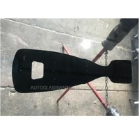 CITROEN DS4 F7 - 2/2012 to CURRENT - 5DR HATCH - FRONT WINDSCREEN GLASS - RAIN SENSOR, ACOUSTIC, MOULDING - NEW (CALL FOR STOCK)
