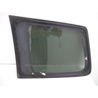 suitable for TOYOTA KLUGER GSU40R - 8/2007 to 12/2014 - 5DR WAGON - DRIVERS - RIGHT SIDE REAR CARGO GLASS - AERIAL - CHROME BOTTOM - (SECOND-HAND)