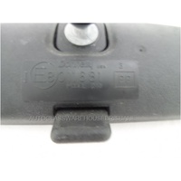 NISSAN PULSAR N16 - 7/2000 to 12/2005 - 5DR HATCH - CENTER INTERIOR REAR VIEW MIRROR - DONNELLY 8 011681 - (Second-hand)