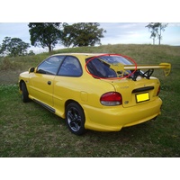 HYUNDAI EXCEL X3 - 11/1994 to 1/2000 - 3/5DR HATCH - REAR WINDSCREEN GLASS -  HEATED - WITH WIPER HOLE - CLEAR - NEW