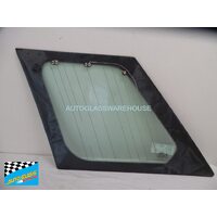LAND ROVER RANGE ROVER SPORT L320 - 8/2005 to 5/2013 - WAGON - DRIVERS - RIGHT SIDE REAR CARGO GLASS - WITH AERIAL - GREEN - NEW