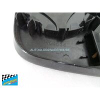 HOLDEN COMMODORE VE - 7/2008 TO 5/2013 - SEDAN/WAGON/UTE - DRIVERS - RIGHT SIDE MIRROR WITH BACKING PLATE - 1468803 - (SECOND-HAND)
