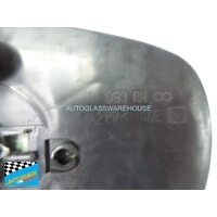 DAIHATSU SIRION M100 - 7/1998 TO 1/2005 - 5DR HATCH - DRIVERS - RIGHT SIDE MIRROR - FLAT GLASS WITH BACKING PLATE - (SECOND-HAND)