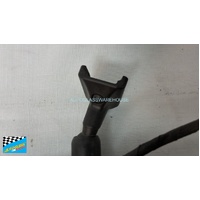 MG HS SAS23 - 10/2019 to CURRENT - 5DR SUV - CENTRE INTERIOR REAR VIEW MIRROR E11 038310 - (SECOND-HAND)