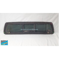 NISSAN NAVARA D23 - NP300 - 3/2015 to CURRENT - 4DR DUAL CAB - REAR WINDSCREEN GLASS - REAR SLIDER ELECTRIC (GENUINE) - SCRATCHED - (SECOND-HAND)