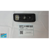 MERCEDES SPRINTER W906 - 2006 to 2018 - VAN - LOWER RIGHT SIDE MIRROR - OEM - 155w X 60h - (NEEDS TO BE GLUE ON) - (SECOND-HAND)