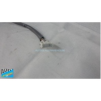 NISSAN NAVARA D23/NP300 / MERC  X3500 - 3/2015 to CURRENT - UTE - LEFT SIDE MIRROR - WITH CAMERA &  BLIND SPOT - E9 03 11083 - NO COVER - SECOND-HAND