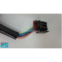 VOLKSWAGEN GOLF VII - 4/2013 TO 4/2021 - 5DR HATCH - DRIVERS - RIGHT SIDE MIRROR - E4 044874 - SILVER - (SECOND-HAND)