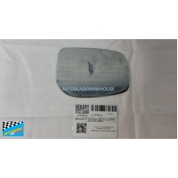 FITS A TOYOTA CAMRY ACV40R - 7/2006 to 12/2011 - 4DR SEDAN - LEFT SIDE MIRROR - OEM CURVED GLASS ONLY - 173mm X 117mm - (Suits backing-LH 1467821)