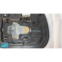 FITS A TOYOTA RAV4 20 SERIES ACR21 - 7/2000 to 9/2003 - 3DR/5DR WAGON - LEFT SIDE MIRROR - OEM CURVED W/ BACKING PLATE 6960 - 177MM WIDE X 1125MM HIGH