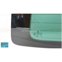 VOLKSWAGEN TRANSPORTER T6 - 11/2015 TO CURRENT - VAN - REAR WINDSCREEN GLASS - WITH WIPER HOLE - HEATED - DARK GREEN - (SECOND-HAND)