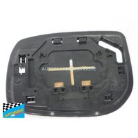 SUITABLE FOR TOYOTA YARIS NCP93R - 2/2006 TO 12/2016 - 4DR SEDAN - DRIVERS - RIGHT SIDE MIRROR - WITH BACKING PLATE - R1400 - (SECOND-HAND)