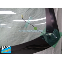 PORSCHE BOXSTER 986 - 1/1997 to 2/2005 - 2DR CONVERTIBLE - FRONT WINDSCREEN GLASS - ANTENNA, ENCAPSULATED - GREEN - VERY LIMITED - NEW