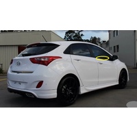 HYUNDAI i30 GD - 5/2012 to 6/2017 - 5DR HATCH - DRIVERS - RIGHT SIDE FRONT DOOR SWITCH POWER WINDOW - 93570-A5490 - (Second-hand)