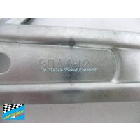 ISUZU TRUCK N SERIES - 1/2008 TO CURRENT - NARROW/WIDE CAB - PASSENGERS - LEFT SIDE FRONT WINDOW REGULATOR - NEW