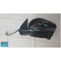 NISSAN NAVARA D23/NP300 / MERC  X3500 - 3/2015 to CURRENT - UTE - LEFT SIDE MIRROR - WITH CAMERA &  BLIND SPOT - E9 03 11083 - NO COVER - SECOND-HAND