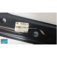 HOLDEN ASTRA BK - 9/2016 to CURRENT - SEDAN/HATCH/WAGON - LEFT SIDE FRONT WINDOW REAGULATOR - LH C32386-102 - (SECOND-HAND)