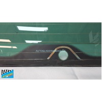 VOLKSWAGEN TRANSPORTER T6 - 11/2015 TO CURRENT - VAN - REAR WINDSCREEN GLASS - WITH WIPER HOLE - HEATED - DARK GREEN - (SECOND-HAND)