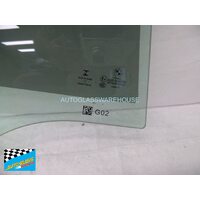 BMW X4 G02 - 07/2018 TO CURRENT - 5DR SUV - DRIVERS - RIGHT SIDE REAR DOOR GLASS - GREEN - (SECOND-HAND)