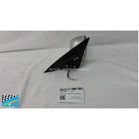 MITSUBISHI LANCER CE - 6/1996 to 8/2003 - 4DR SEDAN - LEFT SIDE MIRROR WITH BACKING PLATE - E13 015004 - (SECOND-HAND)