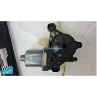PORSCHE MACAN (95B) - 6/2014 TO 9/2024 - 5DR SUV - DRIVER - RIGHT SIDE REAR WINDOW REGULATOR - (SECOND-HAND)