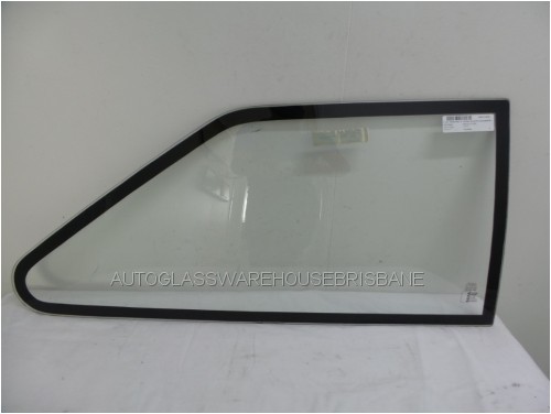 HYUEXC X2 PANELVAN R OPERA (GLUE IN-Laminated) 920 x 425