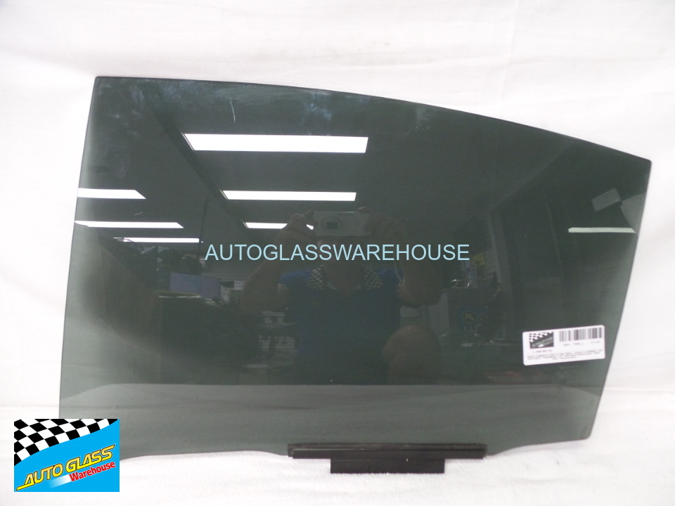 thumbnail image 2 of NAGD Front Right Side Door Window Glass For Subaru XV Crosstrek & Impreza (2012-2017) 2 of 6