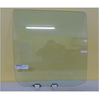HOLDEN FRONTERA UES25 - 2/1999 to 12/2003 - 4DR WAGON - RIGHT SIDE REAR DOOR GLASS - WITH FITTINGS