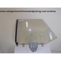 NISSAN BLUEBIRD KU11 - 1983 to 1986 - 4DR HARDTOP - LEFT SIDE REAR DOOR GLASS