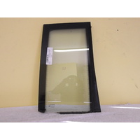 HOLDEN COMMODORE VN/VS - 9/1988 to 8/1997 - 4DR WAGON - DRIVERS - RIGHT SIDE REAR QUARTER DOOR GLASS - ENCAPSULATED