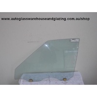 NISSAN SKYLINE R30 - 4DR SEDAN 1982>1986 - LEFT SIDE FRONT DOOR GLASS