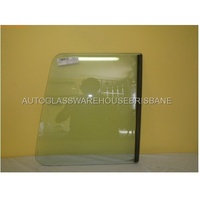 MITSUBISHI PAJERO NA/NB - 1/1983 TO 4/1991 - 2DR WAGON - RIGHT SIDE REAR OPERA GLASS ( REAR I/2)