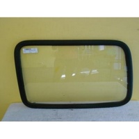 SUZUKI SUPERCARRY SK410 - 7/1985 to 1991 - VAN SUPER CARRY - PASSENGERS - LEFT SIDE REAR CARGO GLASS (745w X 455h)