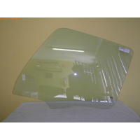 MITSUBISHI FIGHTER FK/FM - 1995 to 2007 - TRUCK/WIDE CAB - PASSENGERS - LEFT SIDE FRONT DOOR GLASS -  (2 HOLES, WITHOUT CURB SIGHT IN LH DOOR)