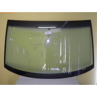VOLKSWAGEN TRANSPORTER T5 -8/2004 to 12/2015 - CAB-CHASSIS/VAN - FRONT WINDSCREEN GLASS - WITH ANTENNA, TOP AND SIDE MOULD