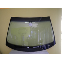 VOLKSWAGEN GOLF V/VI - 8/2004 to 3/2013 - 3DR/5DR HATCH - FRONT WINDSCREEN GLASS - RAIN/LIGHT SENSOR,TOP MOULD & RETAINER 