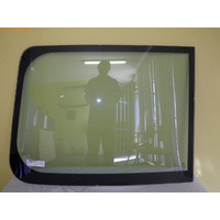 WESTERN STAR CONSTELLATION 49FX RH01 - 2001 to CURRENT - TRUCK - RIGHT SIDE - 1/2 FRONT WINDSCREEN GLASS - WIDE CERAMIC