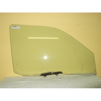 HOLDEN FRONTERA UES25 - 2/1999 to 12/2003 - 2DR/4DR WAGON - DRIVERS - RIGHT SIDE FRONT DOOR GLASS (WITH FITTING)